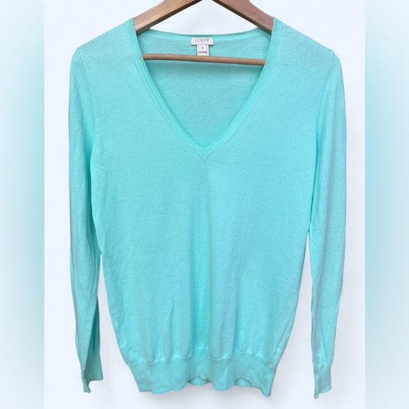 J.Crew Women’s Mint Green Preppy Cotton Knit V-Neck Sweater Small - Picture 1 of 9